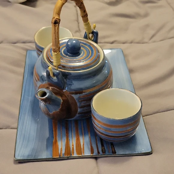 Teaopia Ceramic Tea Set with Bamboo Handle Set - Picture 2 of 9